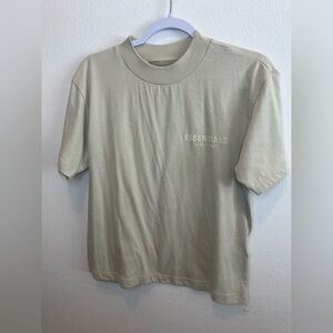 Essentials Fear of God Woman’s Short Sleeve Fits everybody
